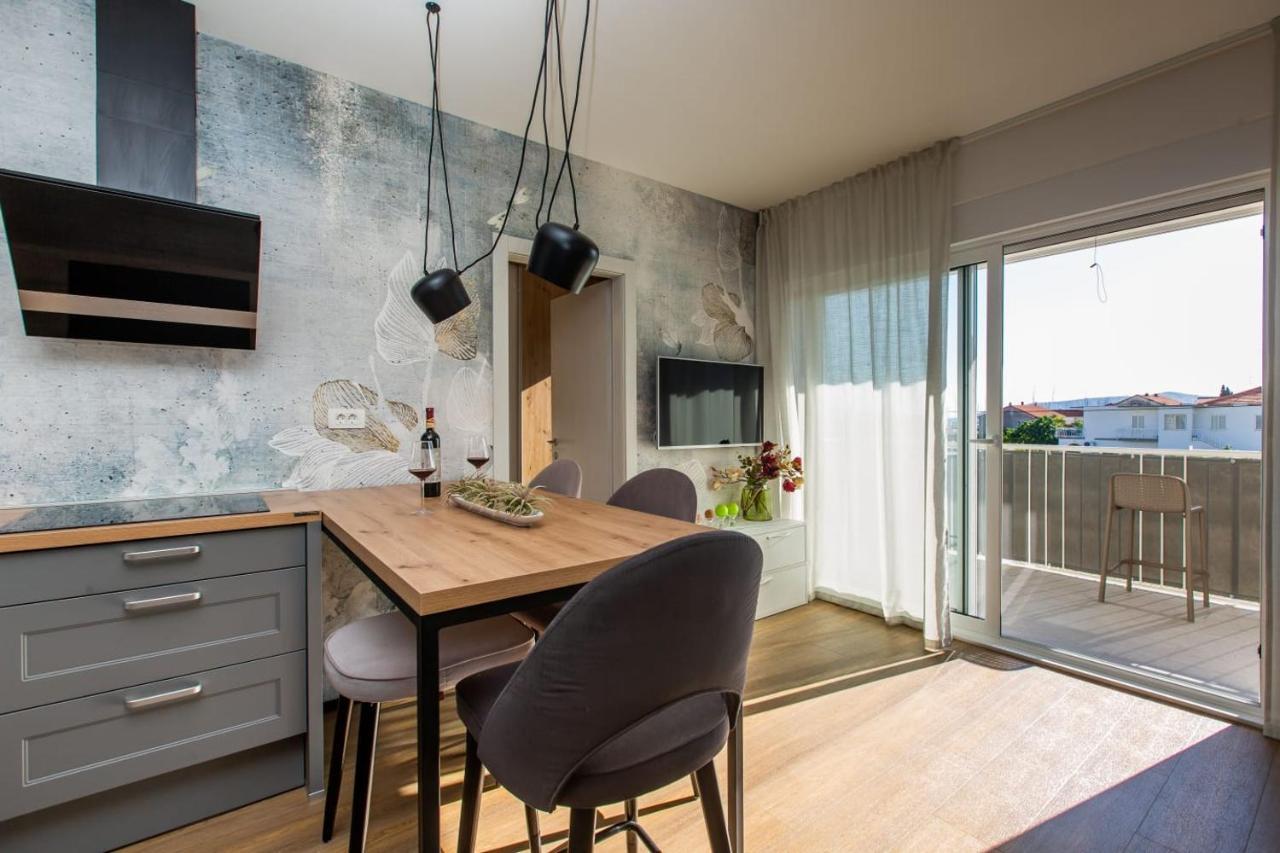 Ferienwohnung Apartman Anja, Apartman S Pogledom Trogir Exterior foto